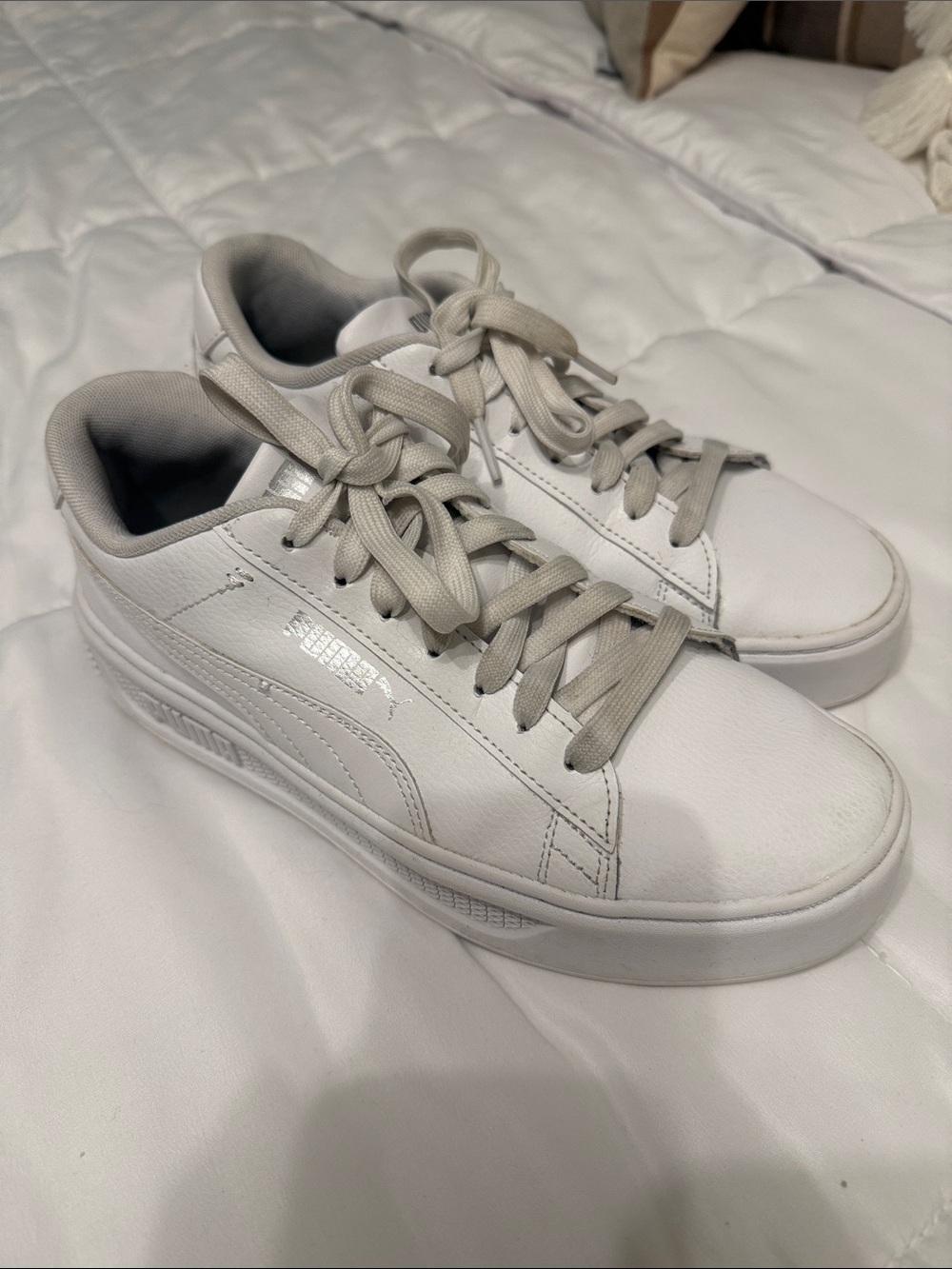 Puma White Low-Top Sneakers with Light Gray Accents